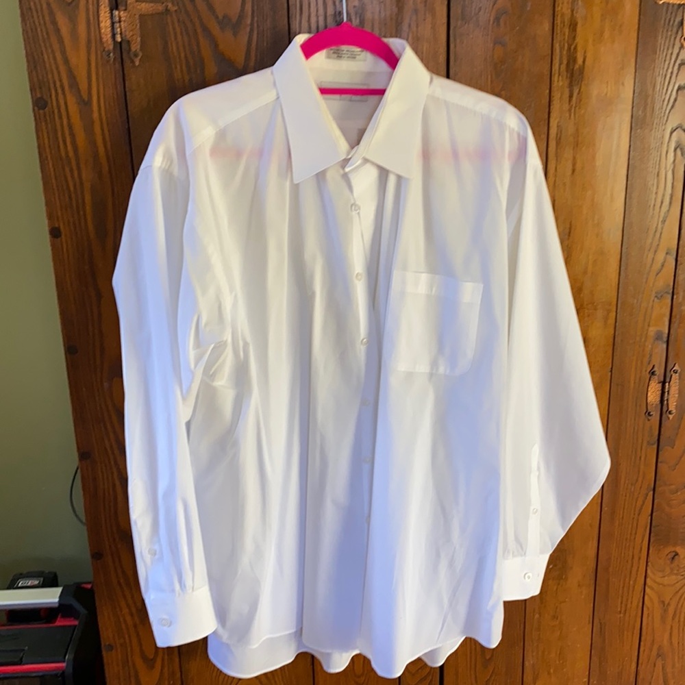 White dress shirt size XL